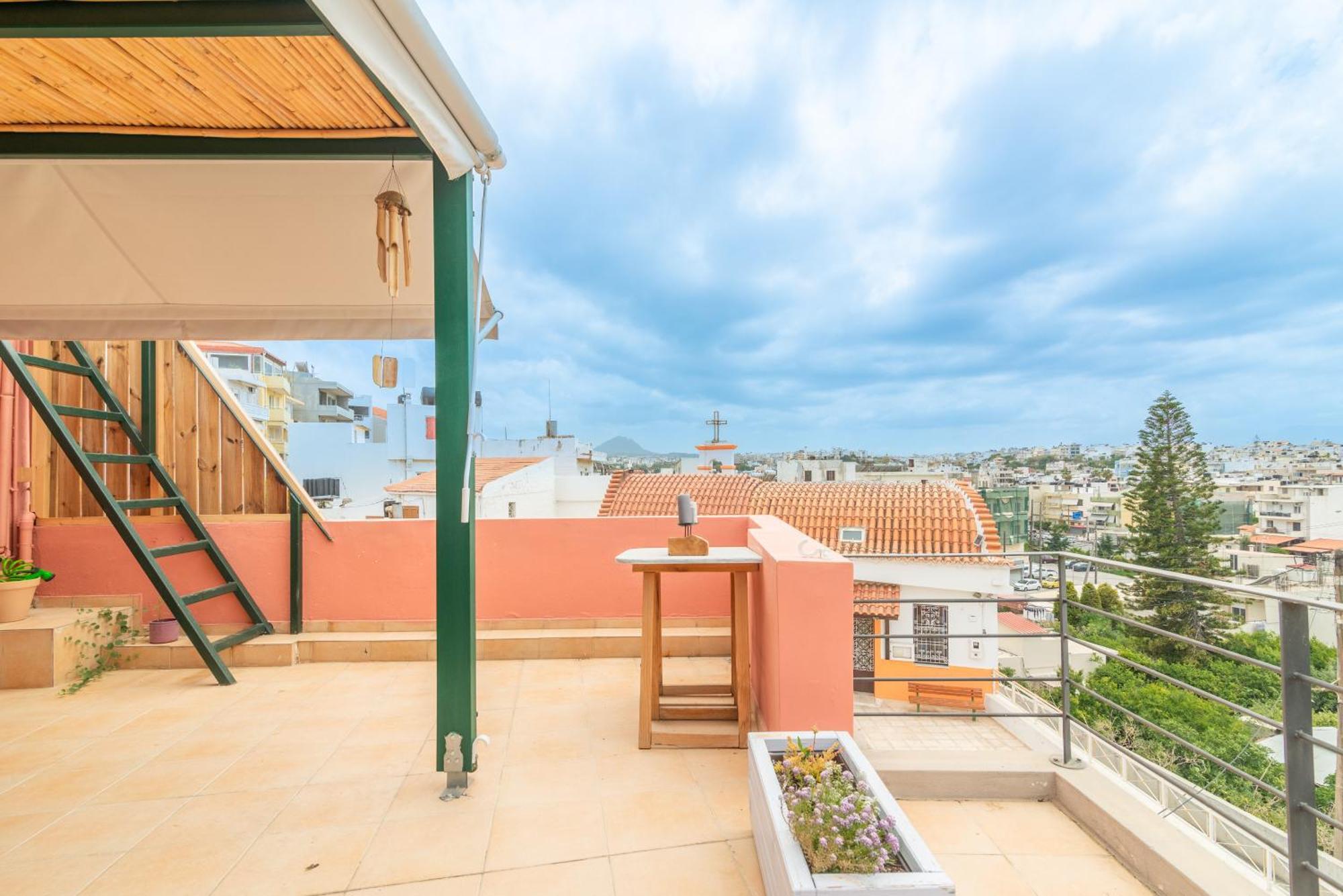 City Loft Near The Airport With Seaview Iraklion Buitenkant foto